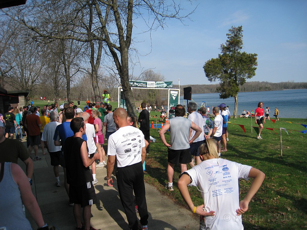 Road Ends 5M 09 0181.jpg - The Road Ends 5 Mile Trail Race in Pinckney Michigan. April 25, 2009. One word = Hills! This was my second run for this race.